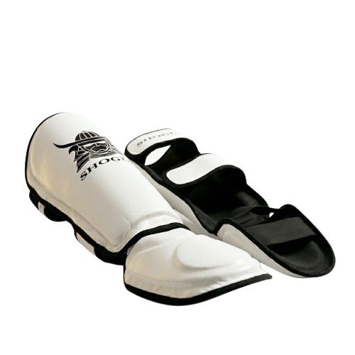 Protector Low Kick Shogun  , tibia y empeine para deportes de contacto blanco.